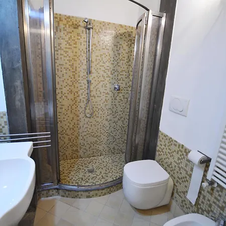 דירה Unyca - Carriage House *