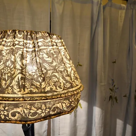 Unyca - Carriage House Apartament *