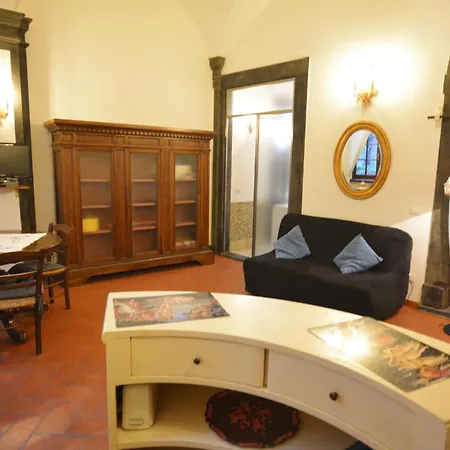 Unyca - Carriage House Firenze