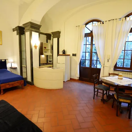 Apartman Unyca - Carriage House Firenze