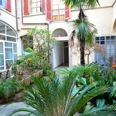 Apartman Unyca - Carriage House *