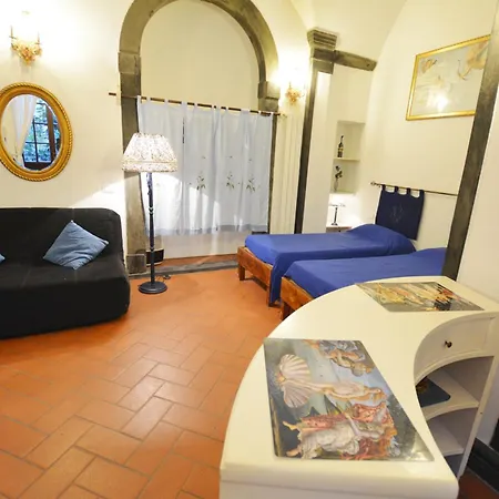 Unyca - Carriage House Apartman Firenze
